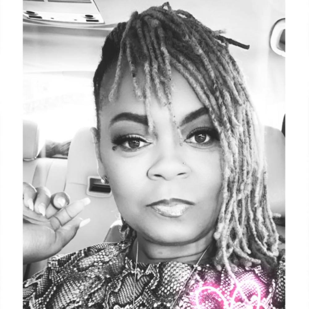 Meet your Posher, Tiffaney
